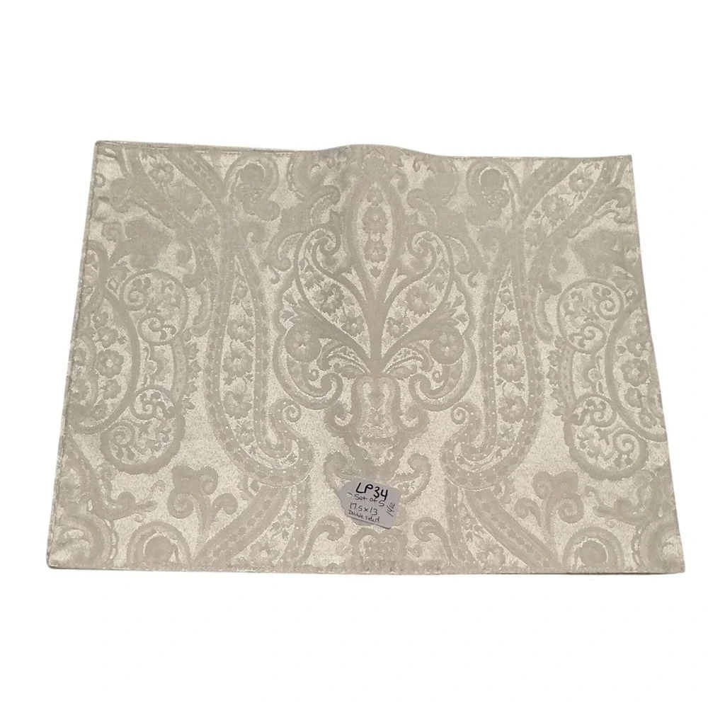 Set of 4‎ Cream BeigevDamask Paisley Placemats 17.5x13 Double Sided Jacquard